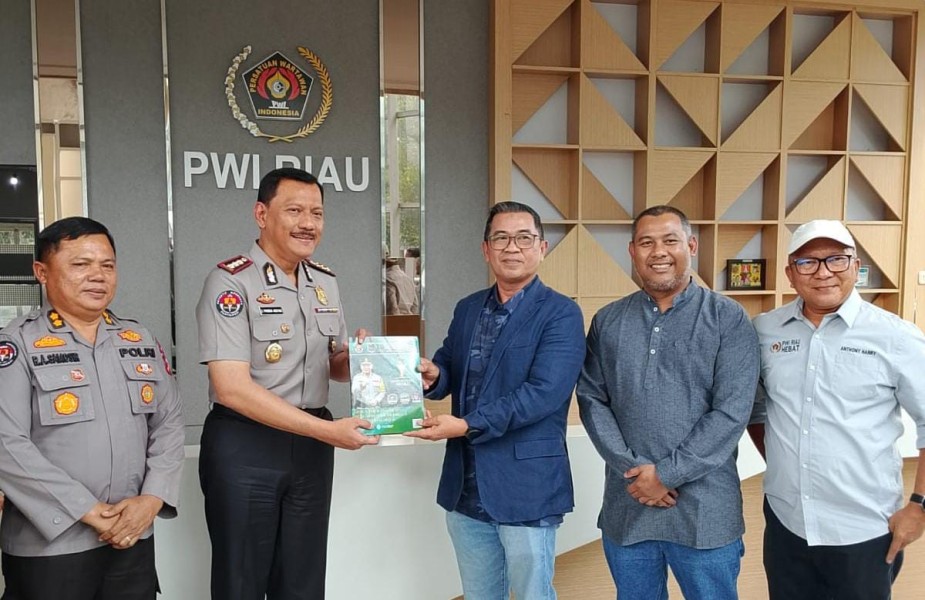 Call Center 24 Jam, Polda Riau Kedepankan Pelayanan Humanis dan Cepat Tanggap