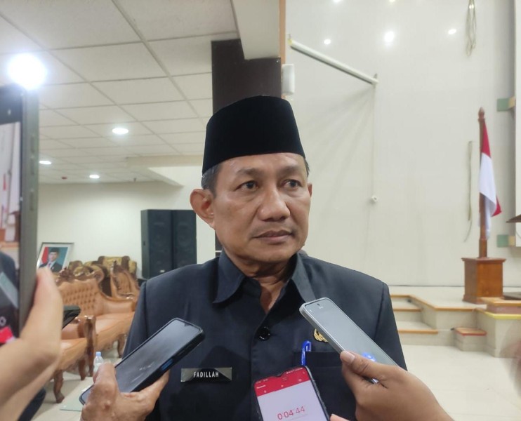 Paripurna DPRD Inhil Tekankan Penyelesaian Islamic Center dan Pemulihan Pasar Terapung