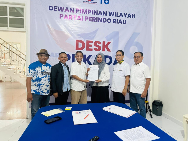 Herman-Yuliantini Terima SK Dukungan Partai Perindo Calon Bupati dan Wakil Bupati Inhil
