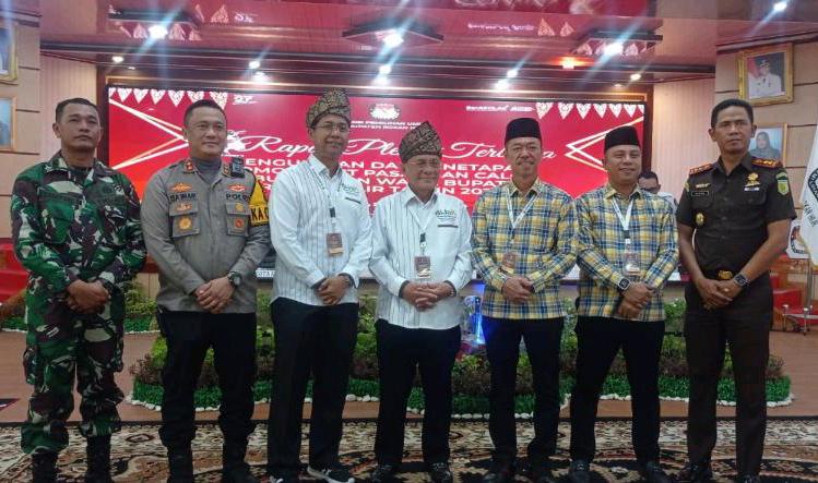 Afrizal Sintong-Setiawan Nomor Urut 1, Bistamam-Jhony Charles Nomor Urut 2