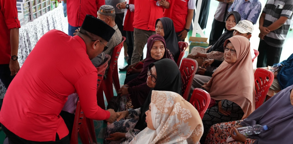 Warga Bahagia Pengobatan Gratis RS Kapal Laksamana Malahayati PDIP