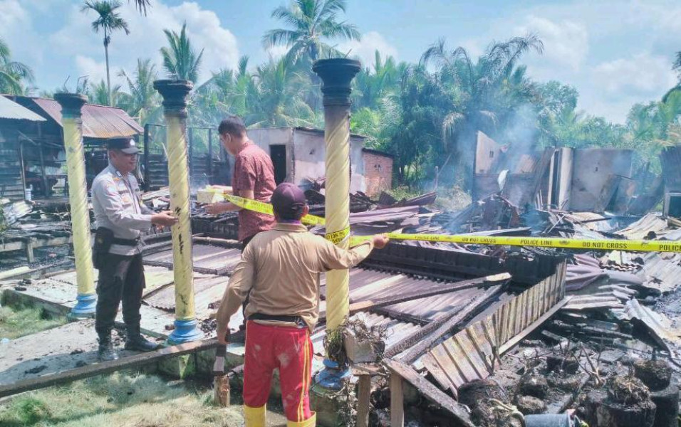 Si Jago Merah Ngamuk, Lahap Rumah Warga di Kelurahan Bagan Barat