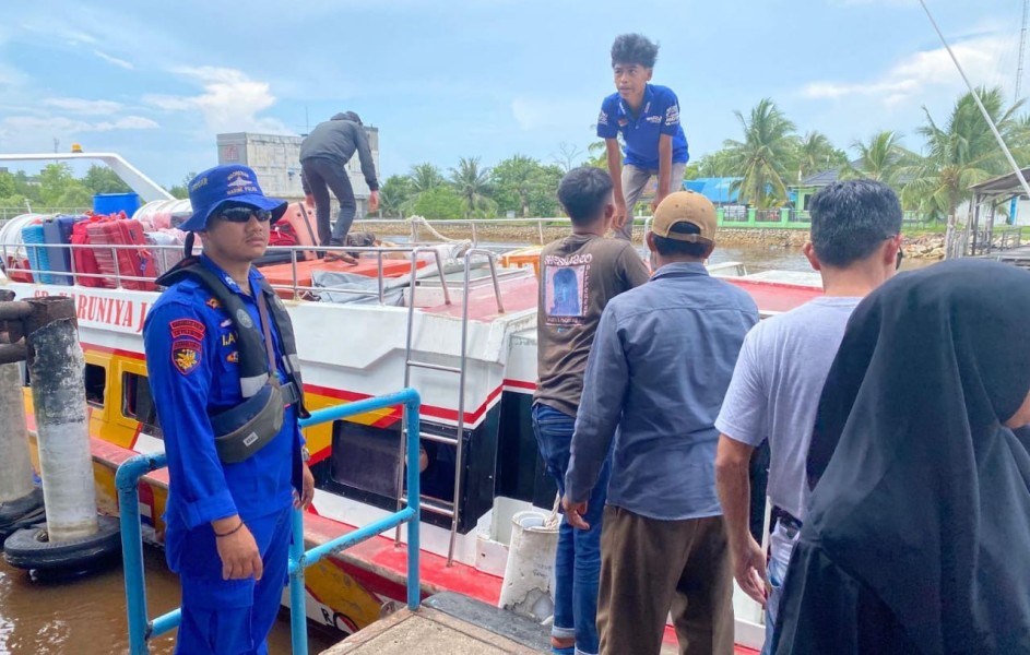 Sat Polairud Polres Inhil  Pengamanan Keberangkatan Kapal, Antisipasi Gangguan Kamtibmas dan Laka Laut