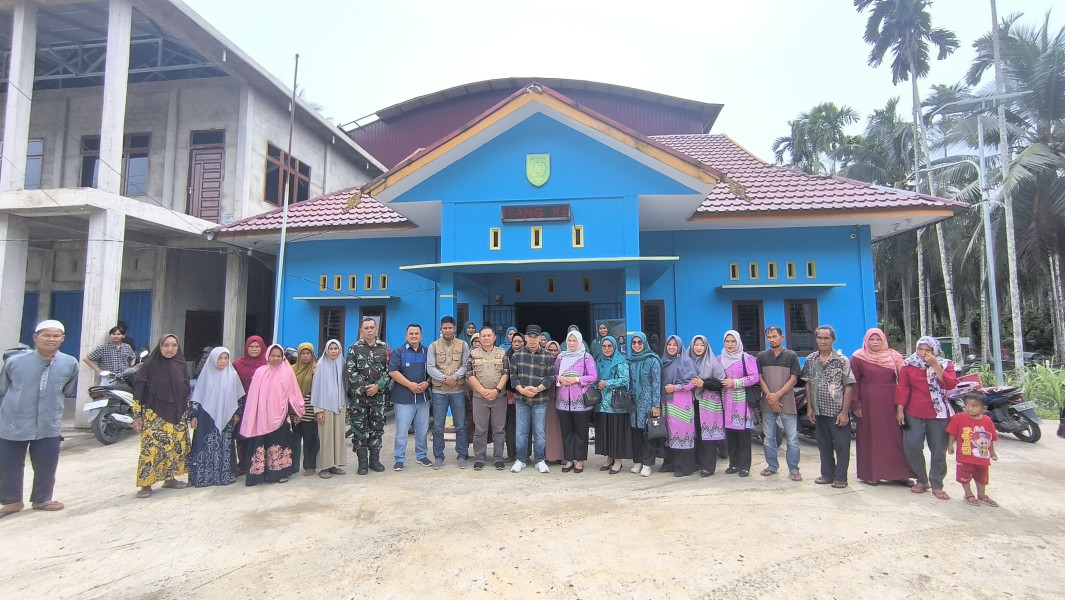 Pj Bupati H Erisman Yahya Resmikan Program Septic Tank Individual di Kec. Kempas