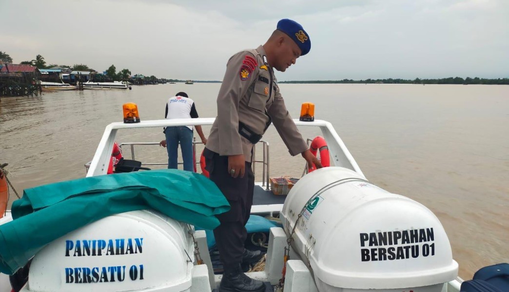Tekan Potensi Laka Laut, Sat Polaitud Polres Inhil Giat Waskat di Pelindo Tembilahan