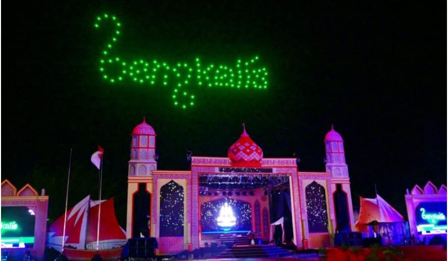 100 Drone Hiasi Langit Bengkalis pada Pembukaan MTQ ke-43 Riau
