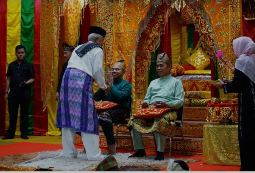 Disambut Syukuran LAM Inhil, Gubri Abdul Wahid: Komitmen Jaga Adat Melayu Riau