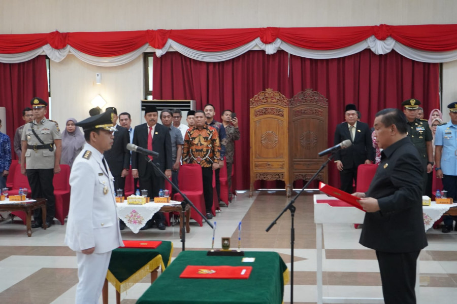 Pj Gubri Lantik Erisman Yahya Jadi Pj Bupati Inhil
