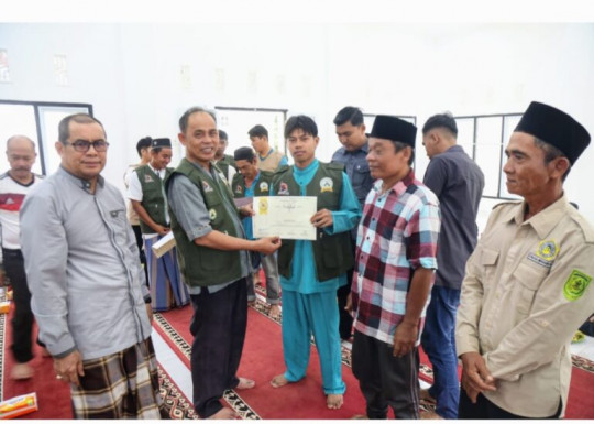 Pj. Bupati Inhil Herman Bersilaturahmi Dengan Masyarakat Parit Hijrah Seberang Tembilahan Barat