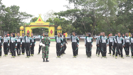 Pj Bupati Herman Pinta Anggota Paskibraka Jaga Kedisplinan