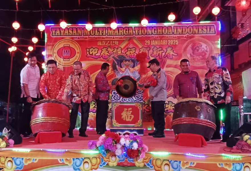 Wabup Rohil Buka Malam Perayaan Imlek 2576