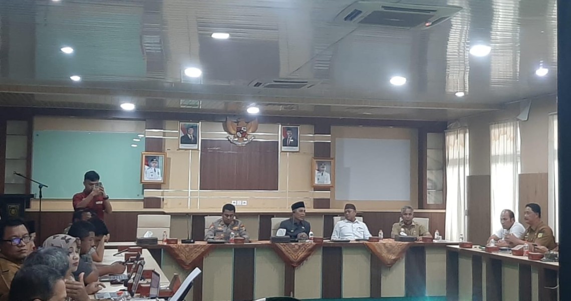 Tak Ada Itikad Baik Selesaikan Hama Kumbang, Bupati Inhil Ultimatum PT PWP