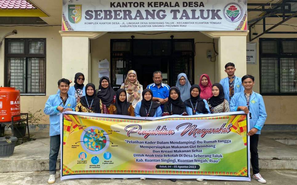 Mahasiswa Kukerta UNRI Sosialisasi Kader Kesehatan di Desa Seberang Taluk