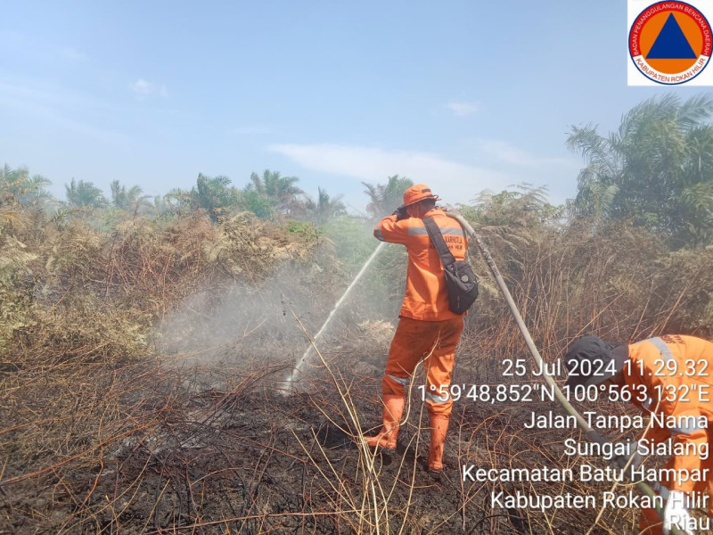 45 Personil Satgas BPBD Padamkan Api di Tiga Lokasi