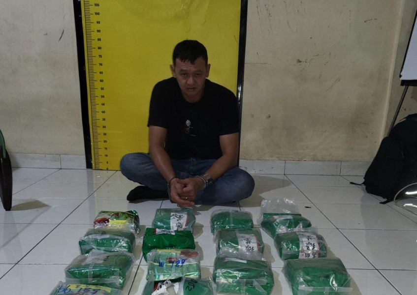 Polda Riau Kejar-kejaran dengan Residivis Bawa 14 Kg Sabu serta Ribuan Ekstasi