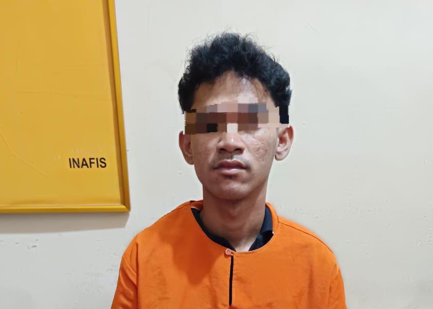 Polsek Keritang Tangkap Pengedar Sabu di Desa Teluk Kelasa
