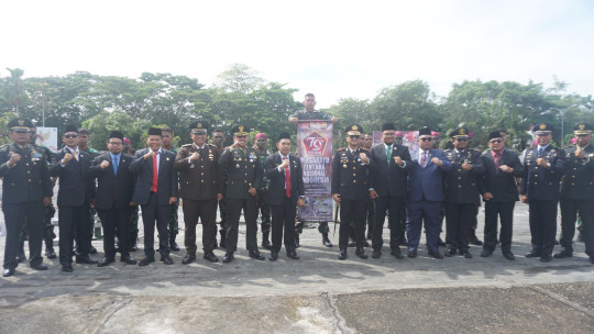 Hadiri Upacara HUT TNI ke-79, Pj Bupati Erisman Harap Sinergi TNI-Pemda Senantiasa Terjaga