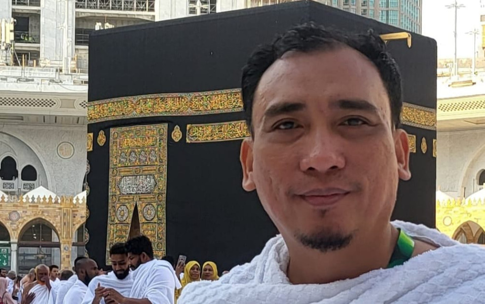 Ketua Tim Pemenang Inhil HEBAT Doakan  dari Tanah Suci Pasangan Nomor 4 Menang
