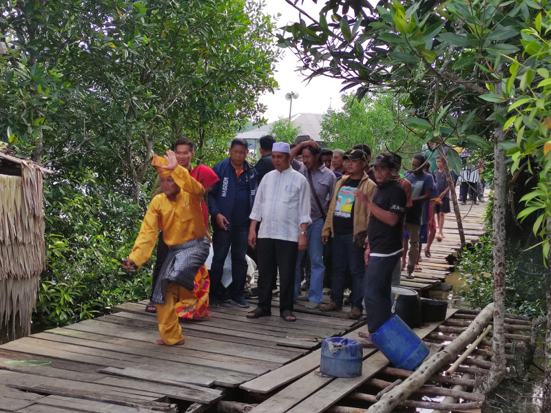 Kampanye Dialogis H Herman Disambut Silat Pedang Budaya Melayu