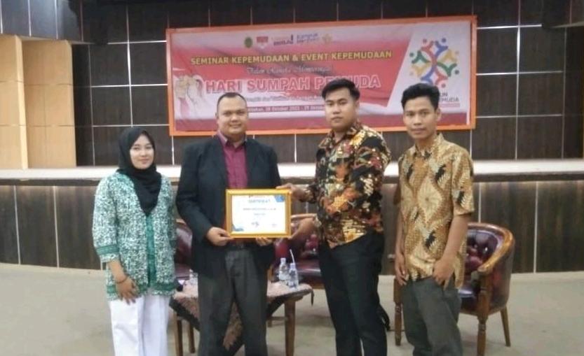 Peringati Hari Sumpah Pemuda ke 95, BEM Unisi Gelar Seminar Kepemudaan