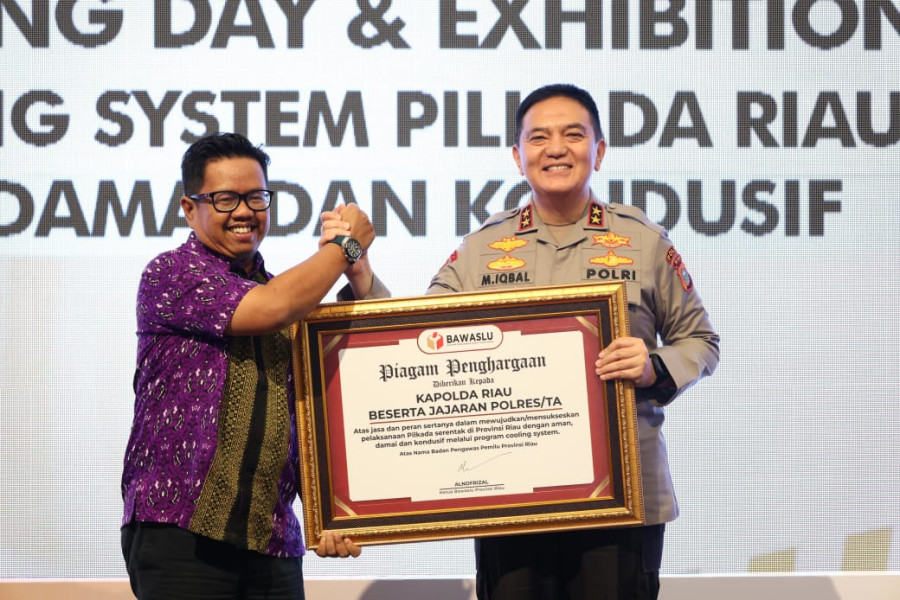 KPU-Bawaslu Ganjar Penghargaan ke Polda Riau, Dinilai Sukses Amankan Pilkada