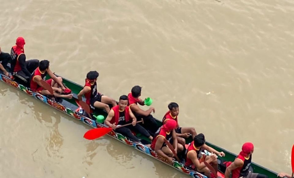 Desa Pebaun Hilir Raih Juara 3 Event Pacu Jalur
