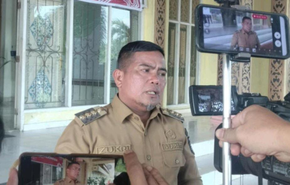 Surati Tim Invers PPTPKH, H Zukri Tegaskan Tugas Bupati itu Melayani Masyarakat