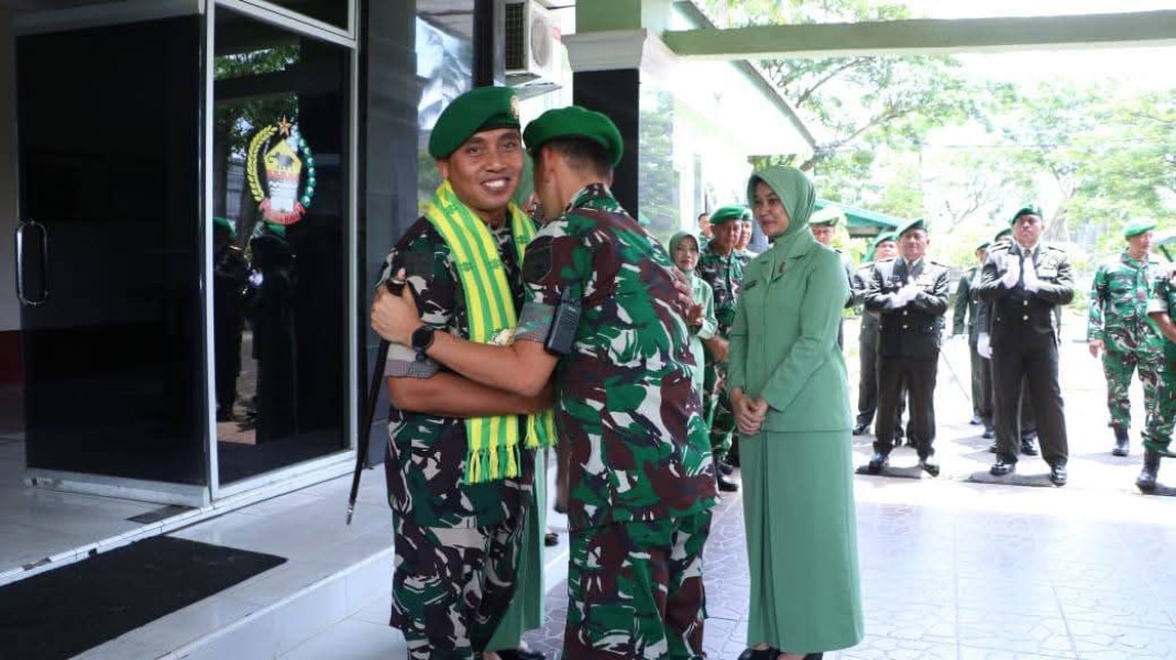 Kodim 0314/Inhil Gelar Sertijab, Letkol Inf Fikky Nur Kuncoro Jati Serahkan Tongkat Komando kepada Letkol Arm Wahib Mustofa Fathurrahman