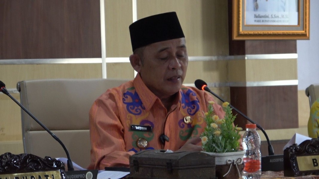 Pastikan Pelaksanaan Pembangunan Sesuai Target, Bupati Inhil Hadiri Rapat Evaluasi Fisik dan Keuangan