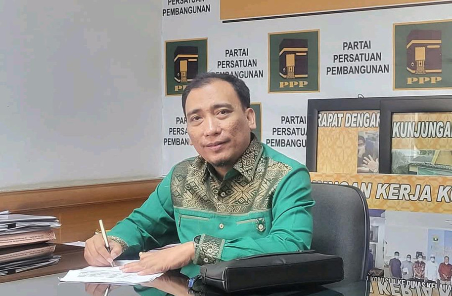 Haji Iqbal Sayuti Beri Hadiah Umroh Bagi Warga Inhil Berani Ungkap Politik Uang