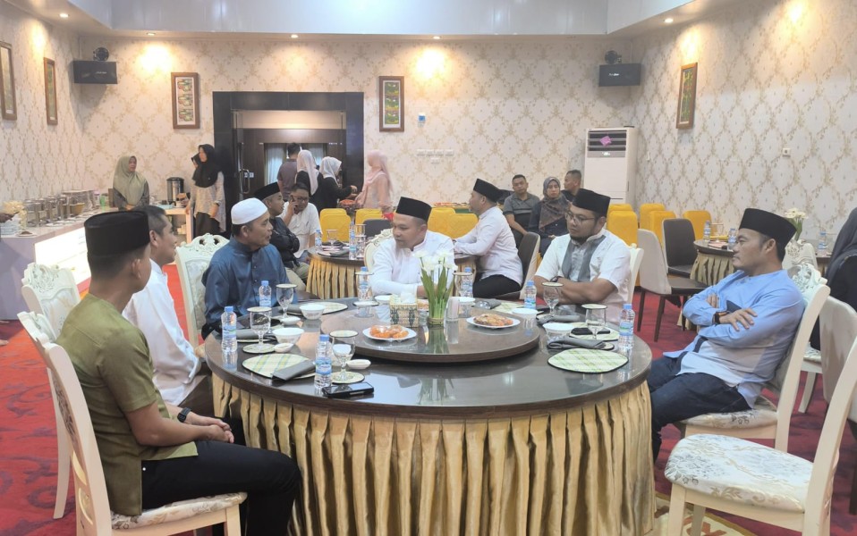 Bupati Inhil Gelar Ramah Tamah dan Sahur Bersama Gubernur Riau
