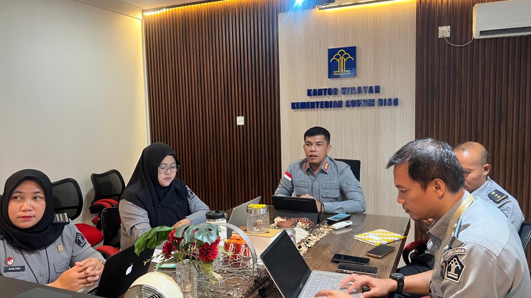 Kanwil Kemenkum Riau Matangkan Persiapan Pelatihan Paralegal Serentak Bersama 22 PBH