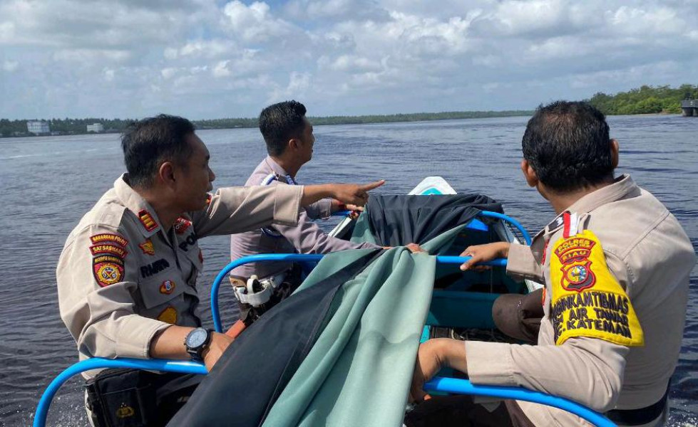Penumpang Kapal Terjatuh dan Tenggelam di Sungai Guntung