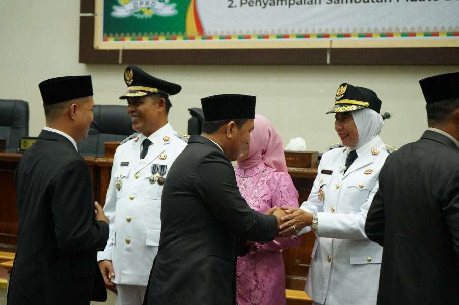 DPRD Inhil Gelar Paripurna ke-7, Haji Herman Resmi Jabat Bupati