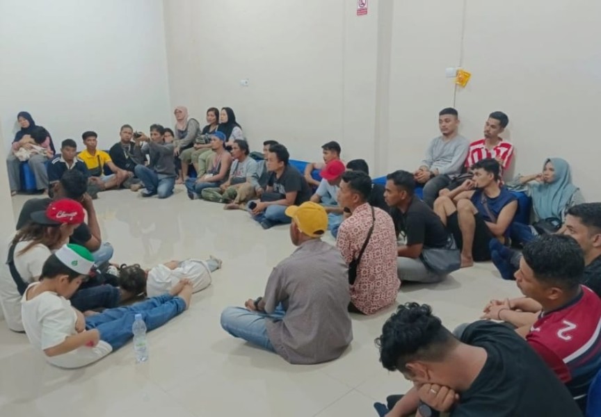 Polisi Amankan 37 Pekerja Migran Indonesia Ilegal dan 1 Warga Bangladesh di Dumai