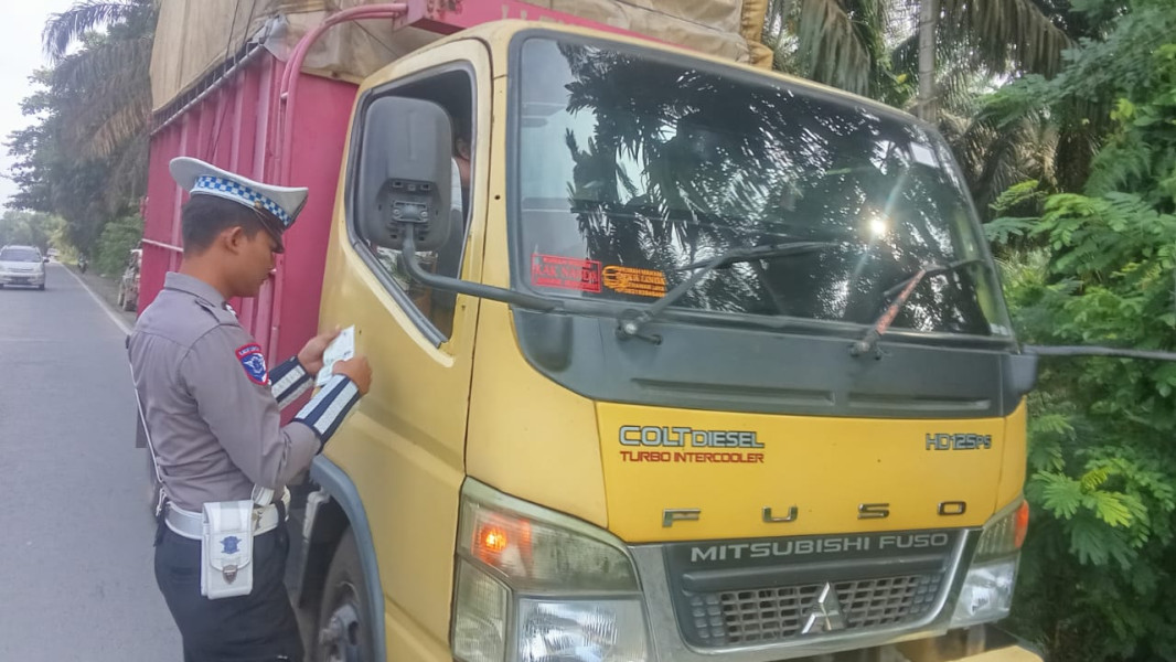 Operasi Keselamatan, Kapolsek Seberida Pimpin Tindak Tujuh Pelanggar Lalin