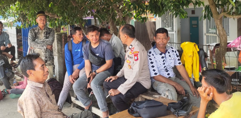 Polsek KSKP Tembilahan Sambangi  Masyarakat  Ajak Jaga Stabilitas Politik