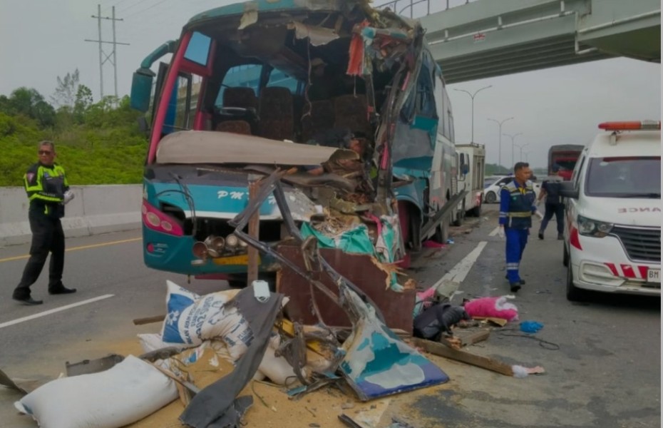 Kecelakaan Maut di Tol Pekanbaru-Dumai, Sopir Bus Kabur