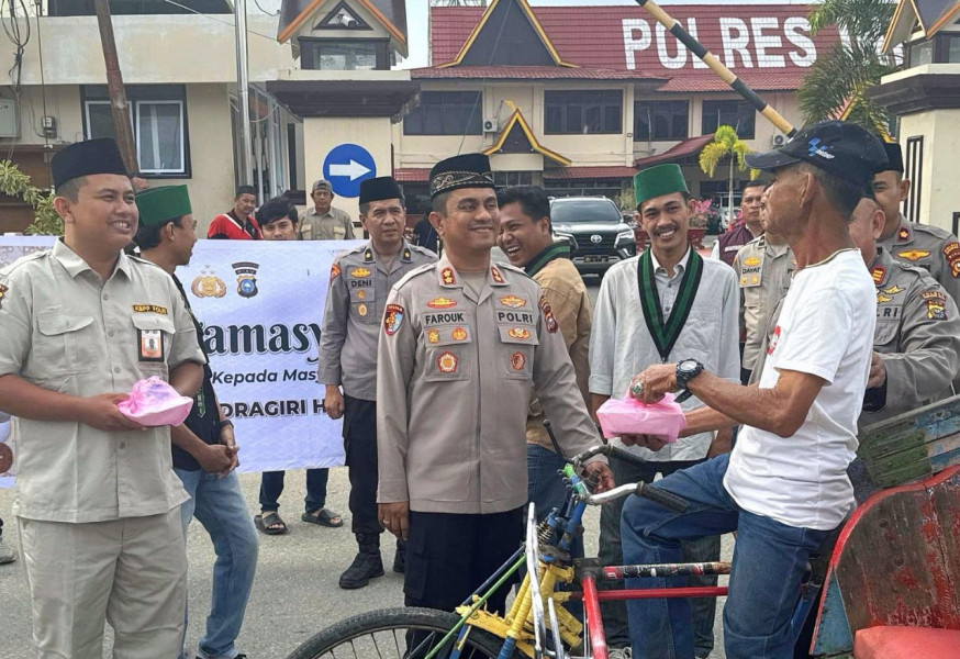 Kapolres Inhil Ajak Purnawirawan dan Mahasiswa Bertamasya