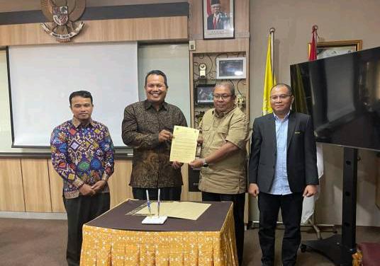 Majukan Pendidikan di Bumi Melayu Riau, Unisi dan Unilak Tandatangani MoU Kerjasama