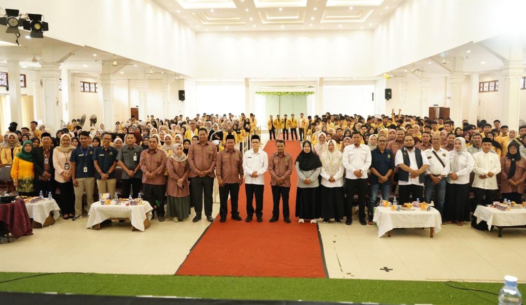 Asisten III Setda Inhil Hadiri Pelepasan Mahasiswa KKN UNISI
