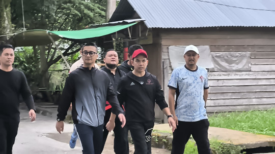 PJ Bupati Inhil Dan Masyarakat Laksanakan Jalan Sehat