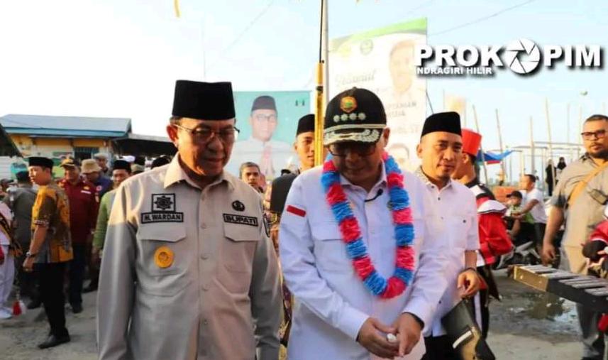 Dihadapan Wamentan RI, Bupati Inhil Sampaikan Kondisi Perkebunan Kelapa Masyarakat