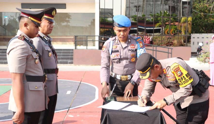 Polres Inhil Sertijab 2 Kasat, Kapolsek Keritang dan Kasi Propam