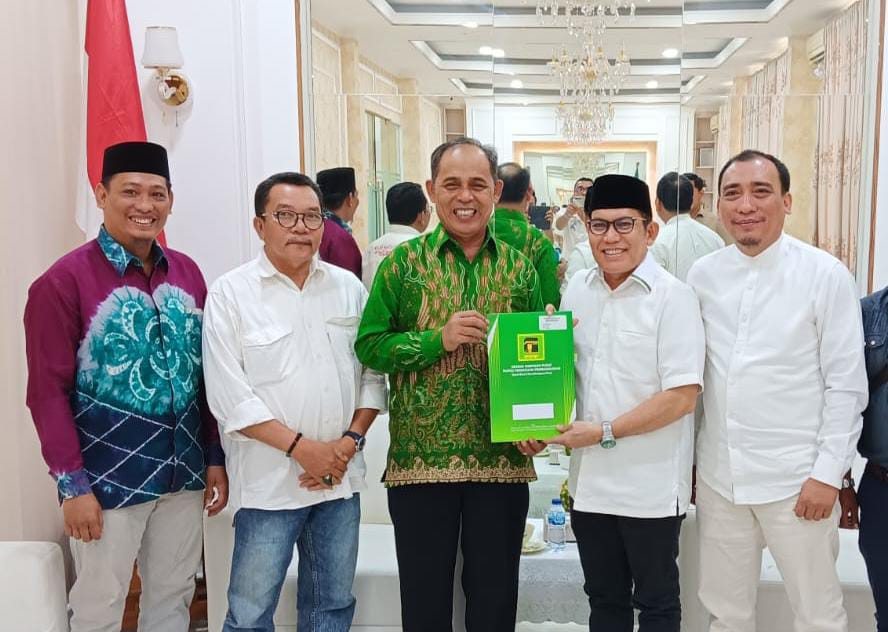 Dukungan Partai Terus Mengalir, Haji Herman Kantongi SK dari PPP