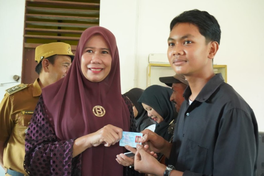 Safari Ramadhan, Wabup Inhil Tinjau Infrastruktur dan Pelayanan Publik di Kateman