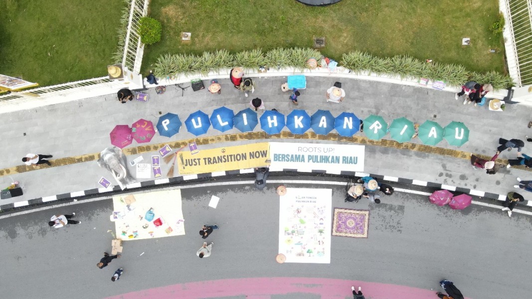 Roots Up Aksi Respon COP 30: Bersama Pulihkan Riau
