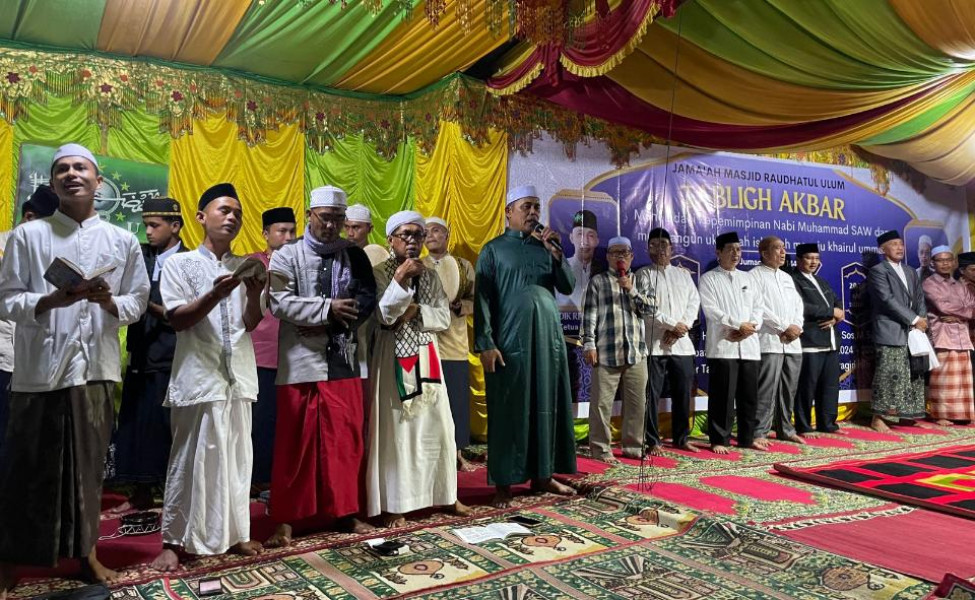 Haji Herman Bershalawat Bersama Warga Air Tawar, Membangun Ukhuwah Menuju Khairul Ummah