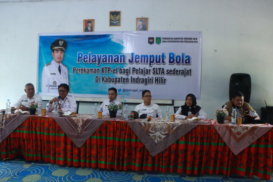 Tinjau Perekaman KTP-El, Erisman Yahya  Jangan sembarang berikan KTP asli kepada orang lain