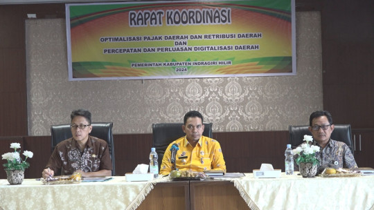 Pj. Bupati H Erisman Yahya Pimpin Rapat untuk Tingkatkan PAD melalui Kolaborasi dan Digitalisasi